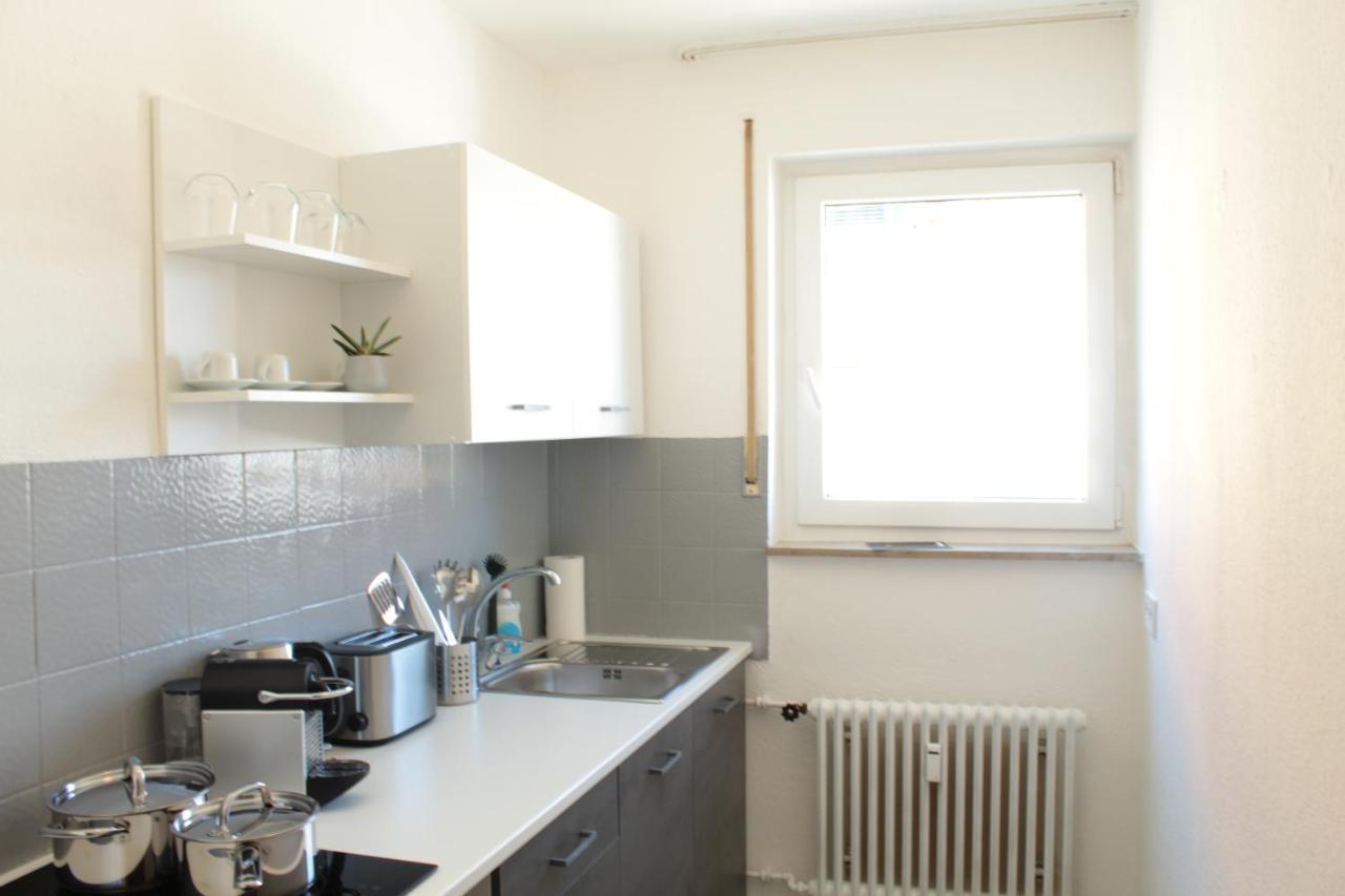 Zentral. Stylisch. Balkon & Parkplatz. Netflix Apartment Holzgerlingen Exterior foto